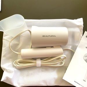 Beautural handheld garment steamer